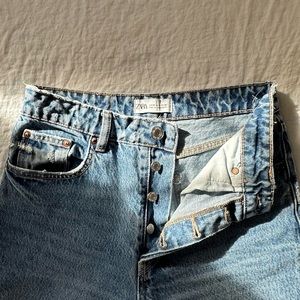 ZARA JEANS SIZE 4